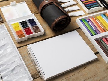 Рисунок в смешанной технике