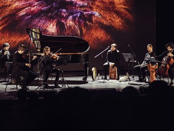 Simple Music Ensemble. На сиреневой луне. Музыка Агутина