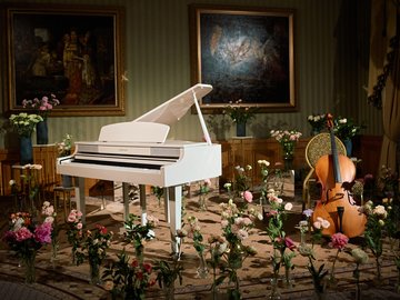 В Цветах. Шедевры классики