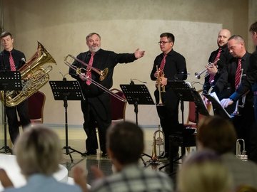 Есть только миг