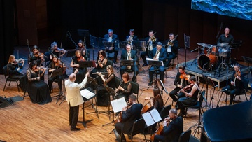 А снег идёт