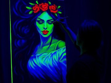 Театральная живопись. Свет в темноте