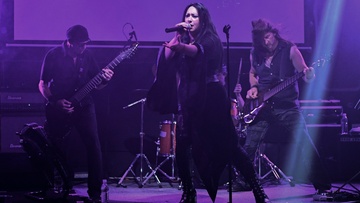 Nightwitch при свечах