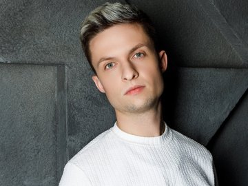 Денис Довгаль