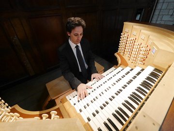 Венсан Дюбуа. Посвящение собору Парижской Богоматери