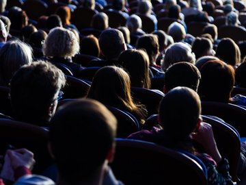 Весьма остроумная и превесёлая комедия о виндзорских жёнушках