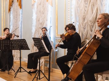 Клуб маленьких эстетов. Шедевры классики для детей