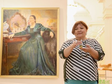 Искусство в искусстве. Музеи и произведения искусства в советской парфюмерии