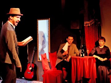 «Бродячая собака» возвращается