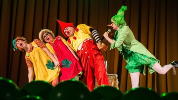 Цирк. Хи-хи шоу