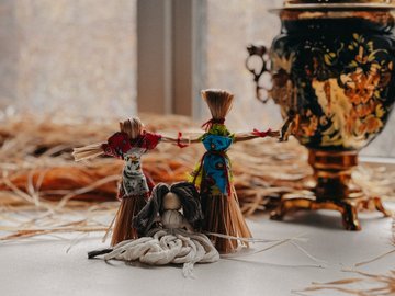 Народная кукла