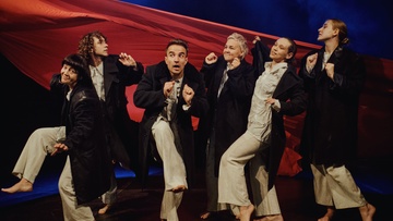 Над городом Шагала