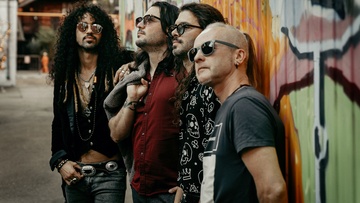 Classic Rock Legends Show. 100% Rock Hits c JoinTrip