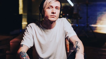 .and sex in the mini country.