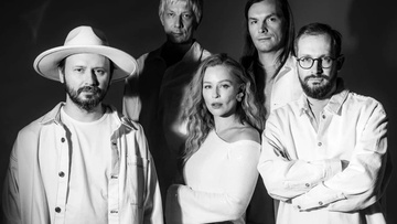 Юлия Пересильд и группа «Маnдрагора»