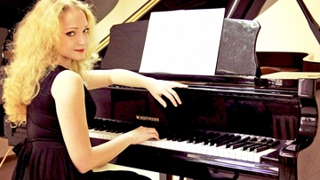 Салоны с историей: Нувеллистъ № 8. Докъ: царский и советский паспорт, документы 19 века