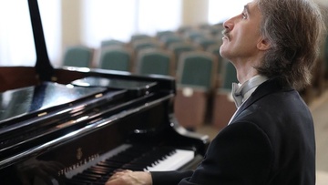 Евгений Михайлов