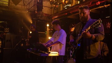 Paraskeva & Parolibre