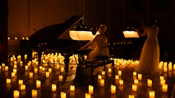 Шедевры Миядзаки и Хисаиси при свечах