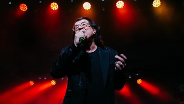 Игорь Корнелюк