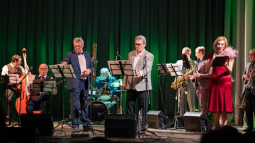 Let’s Dance! Потанцуем!