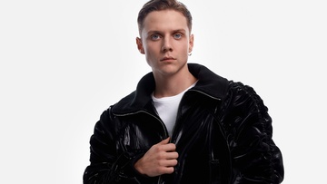 Ваня Дмитриенко