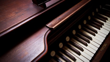 Рождественский фестиваль органной музыки. Amor Aeternus: орган и голос при свечах