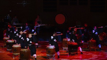 Шоу японских барабанов