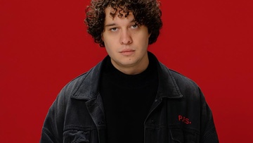 Антон Токарев