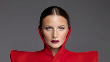 Ева Власова