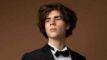 Новогодний гала-концерт лауреатов фортепиано. Чефанов, Чепкин, Шоломицкий