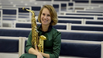 Новогодний саксофон