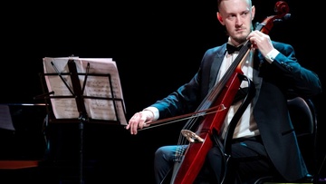 The show must go on! Шоу продолжается!