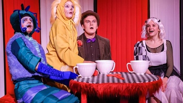 Алиса в Стране чудес