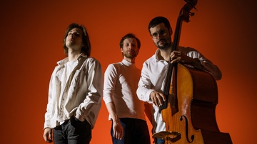 Dusty Beats: B-Side x Illo.Trio