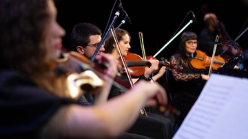 Neo Classic Orchestra, живой хор и 3000 свечей. P.S. Я люблю тебя