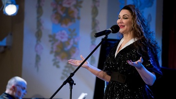 Ещё не вечер