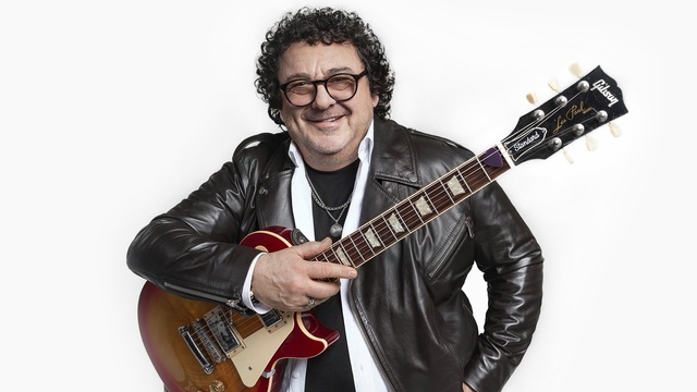 Игорь Саруханов