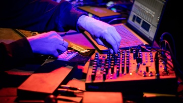 Звуковой театр. Всемирное координированное время