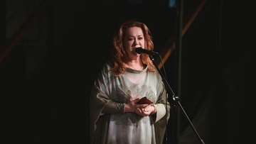 Екатерина Семёнова и Ирина Сурина. Сцена пополам