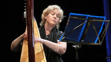 Музыкальное конфетти: орган, волынка, саксофон