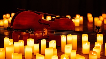 Музыка киношедевров в сиянии тысячи свечей