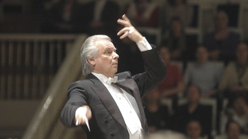 Симфонический оркестр Московской филармонии. Солист Гайк Казазян