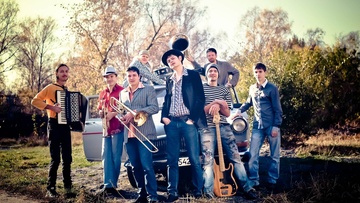 Рви меха — оркестр!