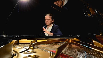 Звёзды русской фортепианной школы. Александр Лубянцев