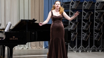 Два кота и одна кошечка