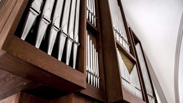 Орган и саксофон: гармония единства