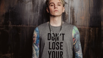 Женя Рассветов