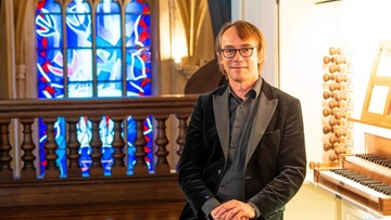 Орган в четыре руки