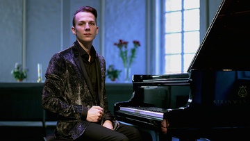 Илья Поляков